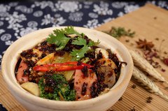 紅燒醬油調(diào)味料是怎么用才好？是老抽還是生抽？